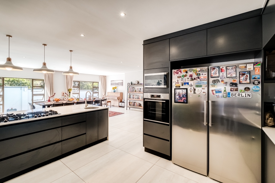 5 Bedroom Property for Sale in Valmary Park Western Cape